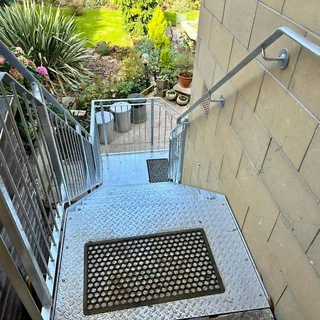 The Retreat, Luxury Studio Apartment In Bath With Parking Exterior foto