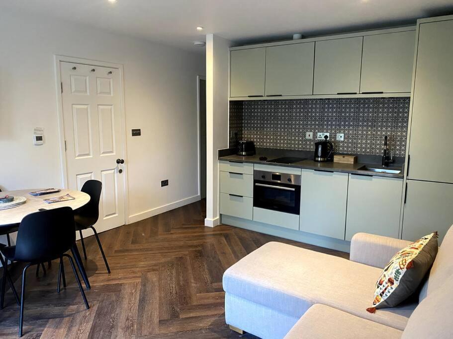 The Retreat, Luxury Studio Apartment In Bath With Parking Exterior foto
